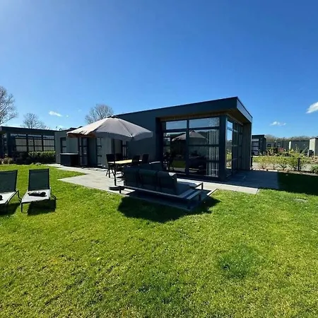Chalet In With Swimming Pool